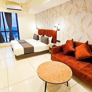 Superior Twin Room City View